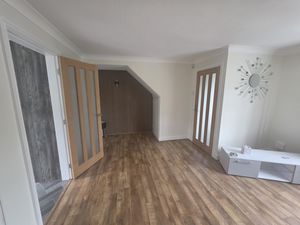 Lounge 3- click for photo gallery